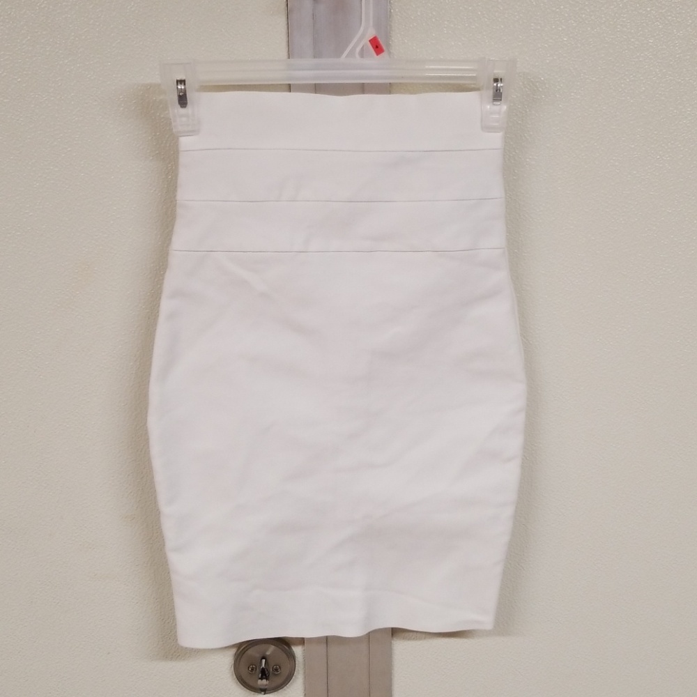 High-waisted bandage pencil skirt